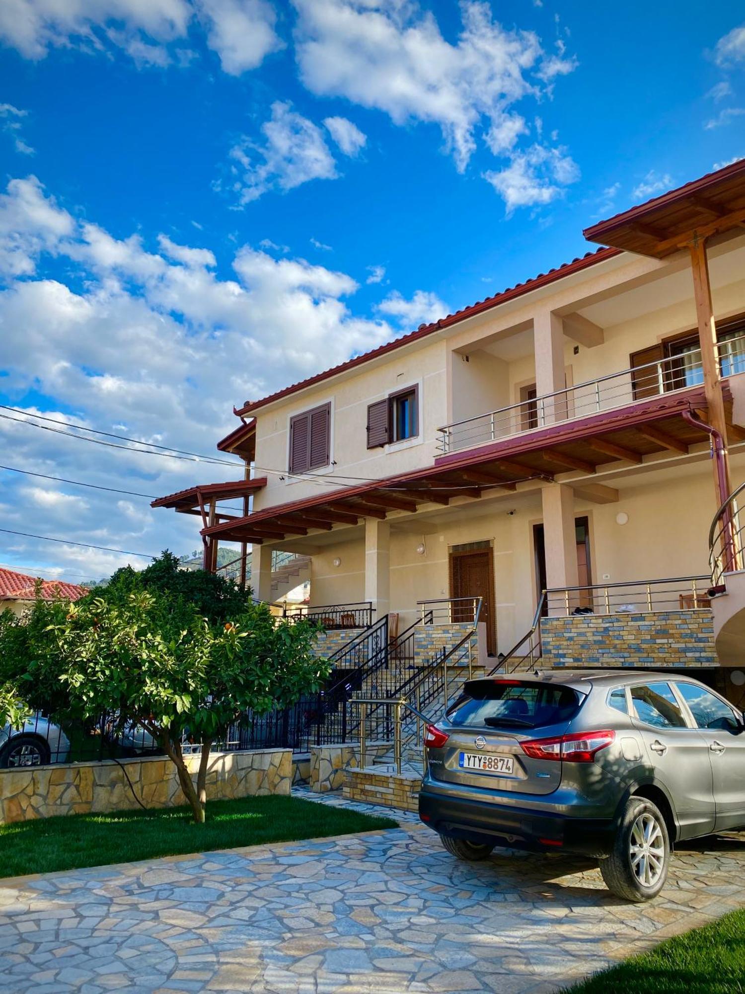 Villa Berat Eksteriør bilde